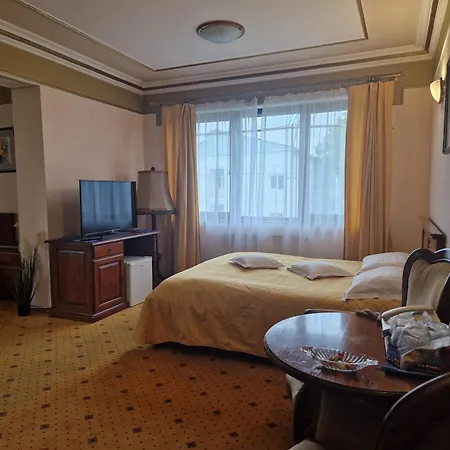 Guest house Crama Haiducilor 4*